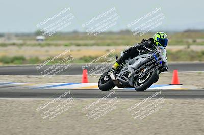 media/Apr-18-2025-TrackDaz (Fri) [[45f5874c44]]/C Group/Session 1 (Turn 7)/